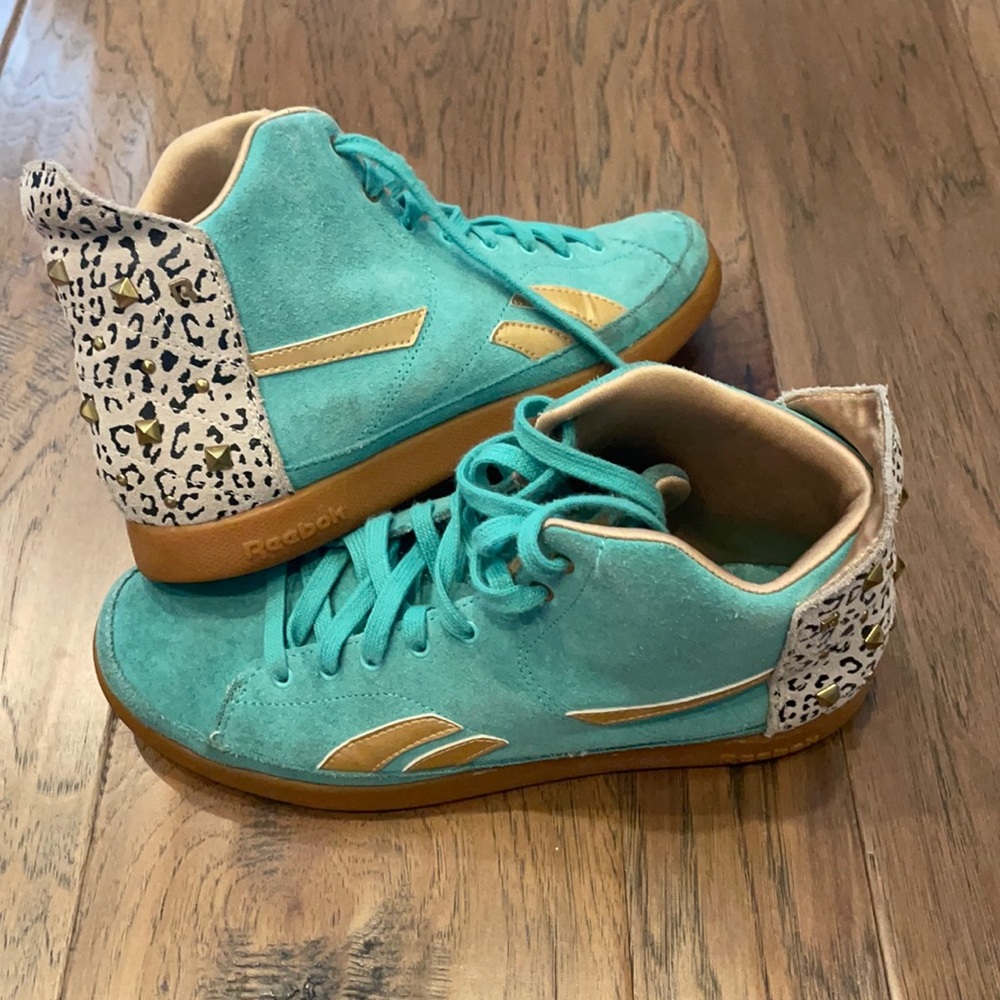 Reebok Sneakers